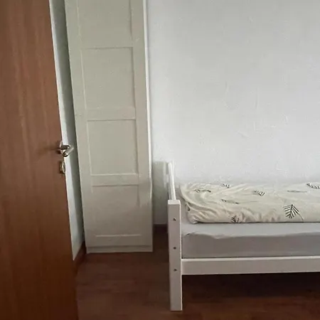 Lara Apartment *